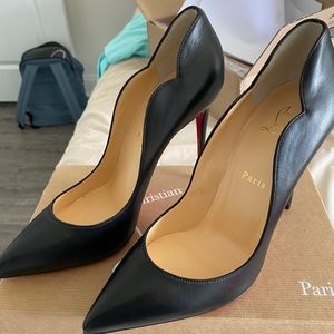 Louboutin Hot Chick 100 Nappa Black Heels